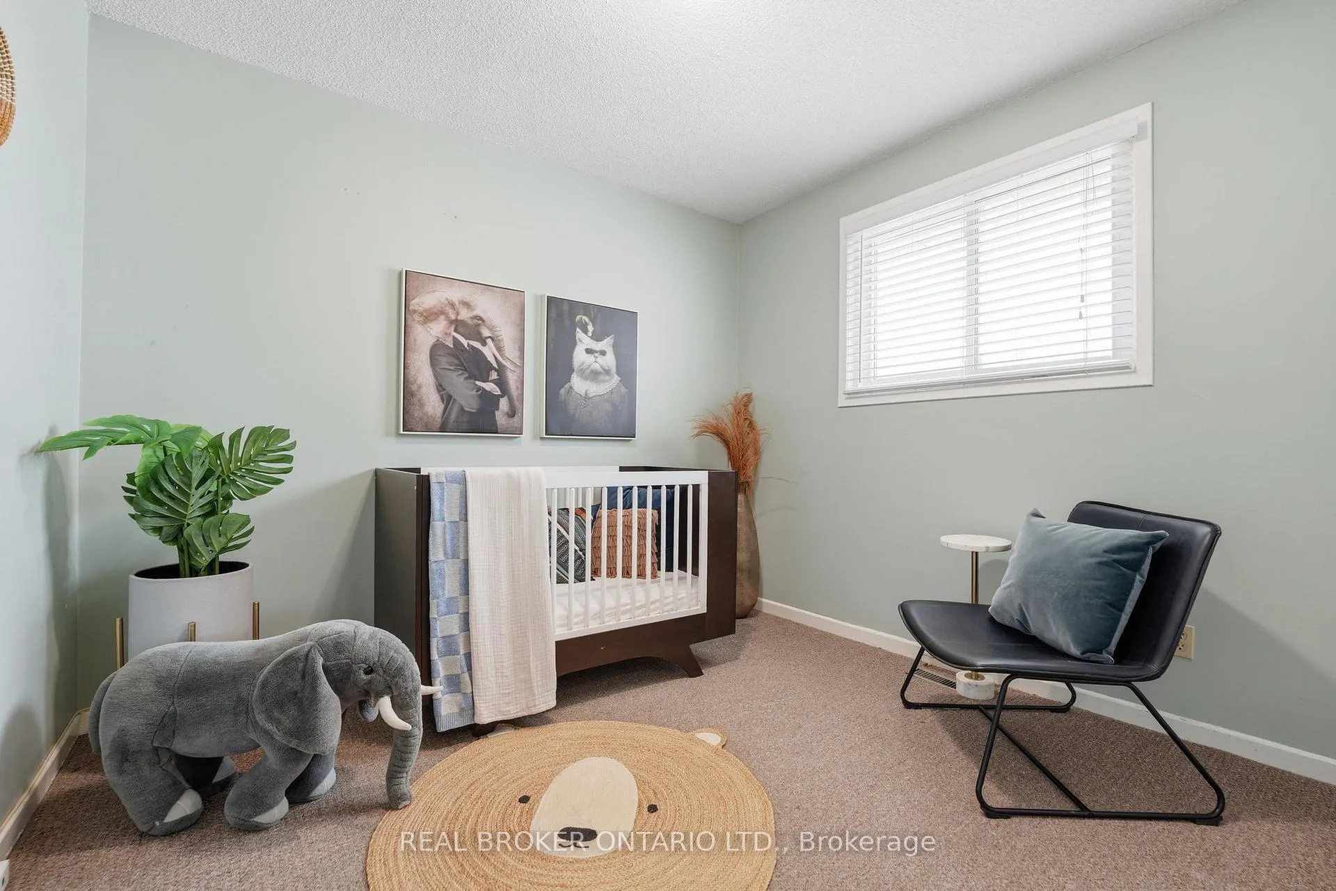 Photo 18 of 7996 Paddock Trail, Niagara Falls, Ascot — HOMEH