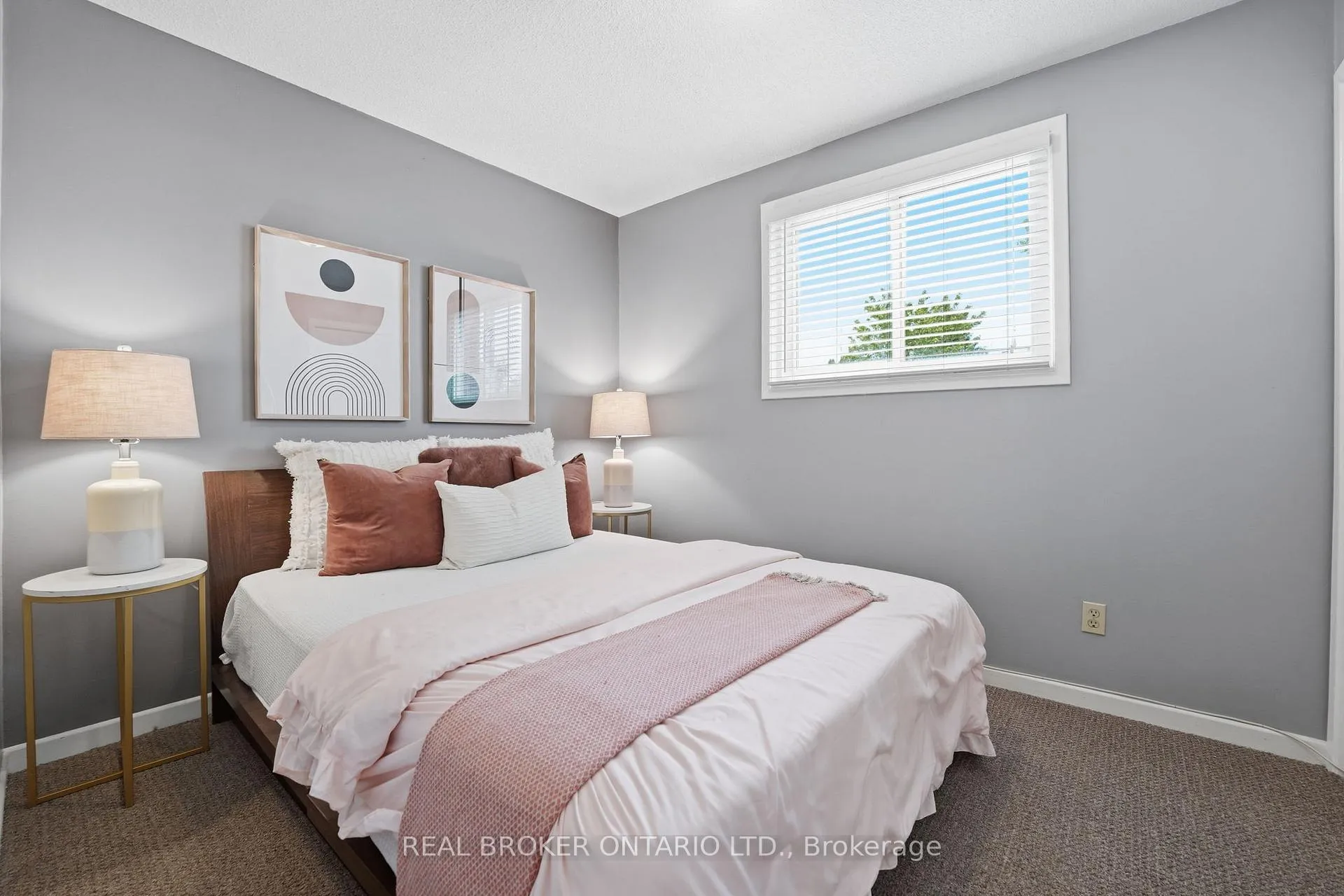 Photo 21 of 7996 Paddock Trail, Niagara Falls, Ascot — HOMEH