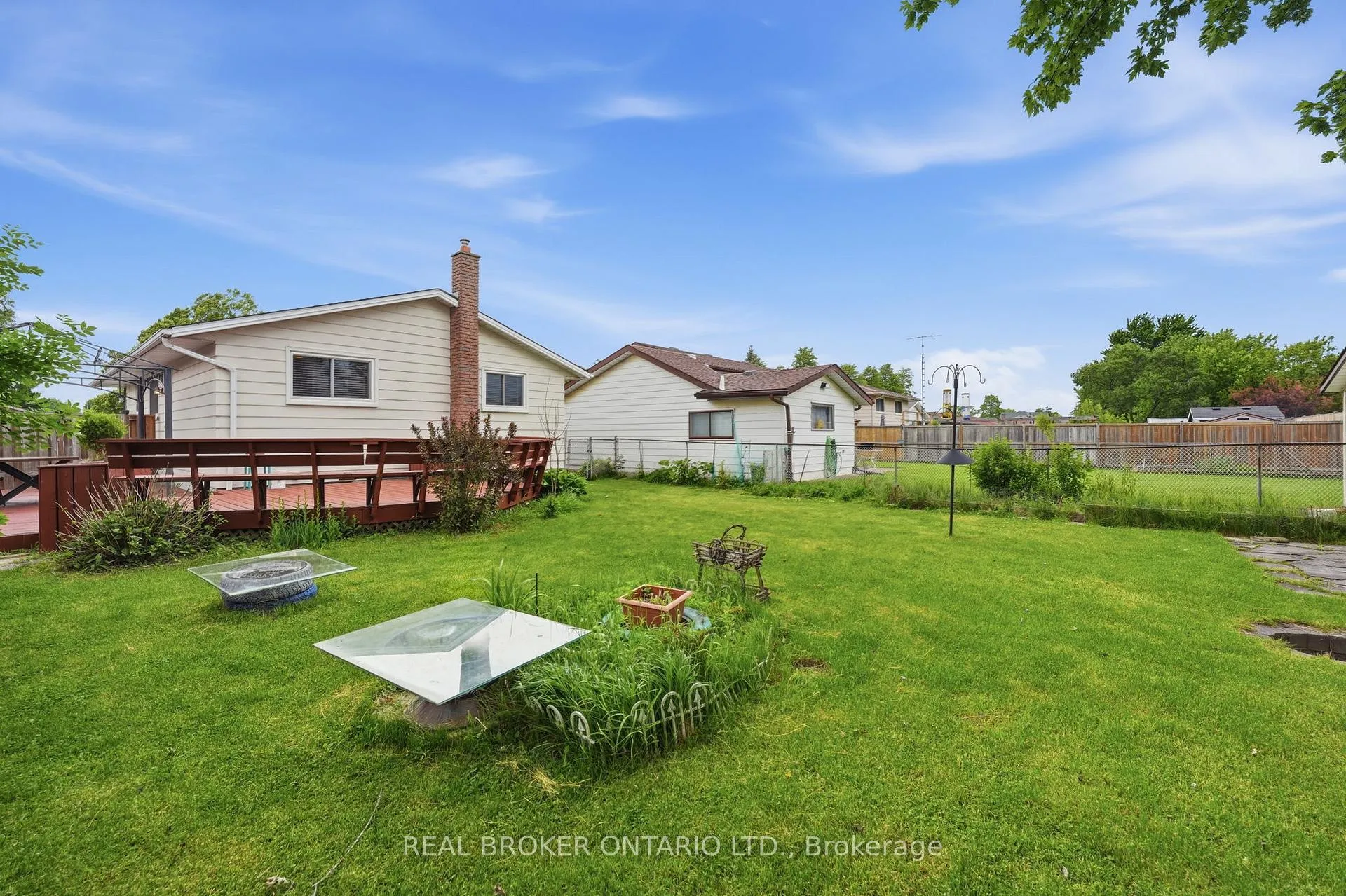 Photo 40 of 7996 Paddock Trail, Niagara Falls, Ascot — HOMEH