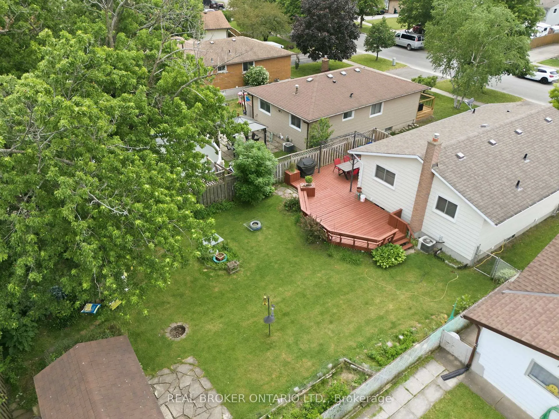 Photo 44 of 7996 Paddock Trail, Niagara Falls, Ascot — HOMEH