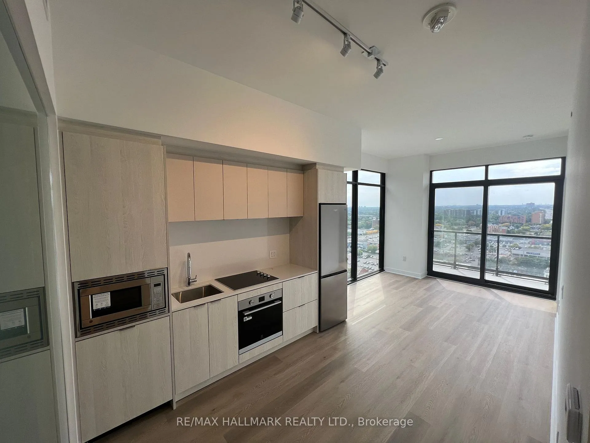 Photo 7 of Unit 1701, 86 Dundas Street E, Mississauga, Cooksville — HOMEH