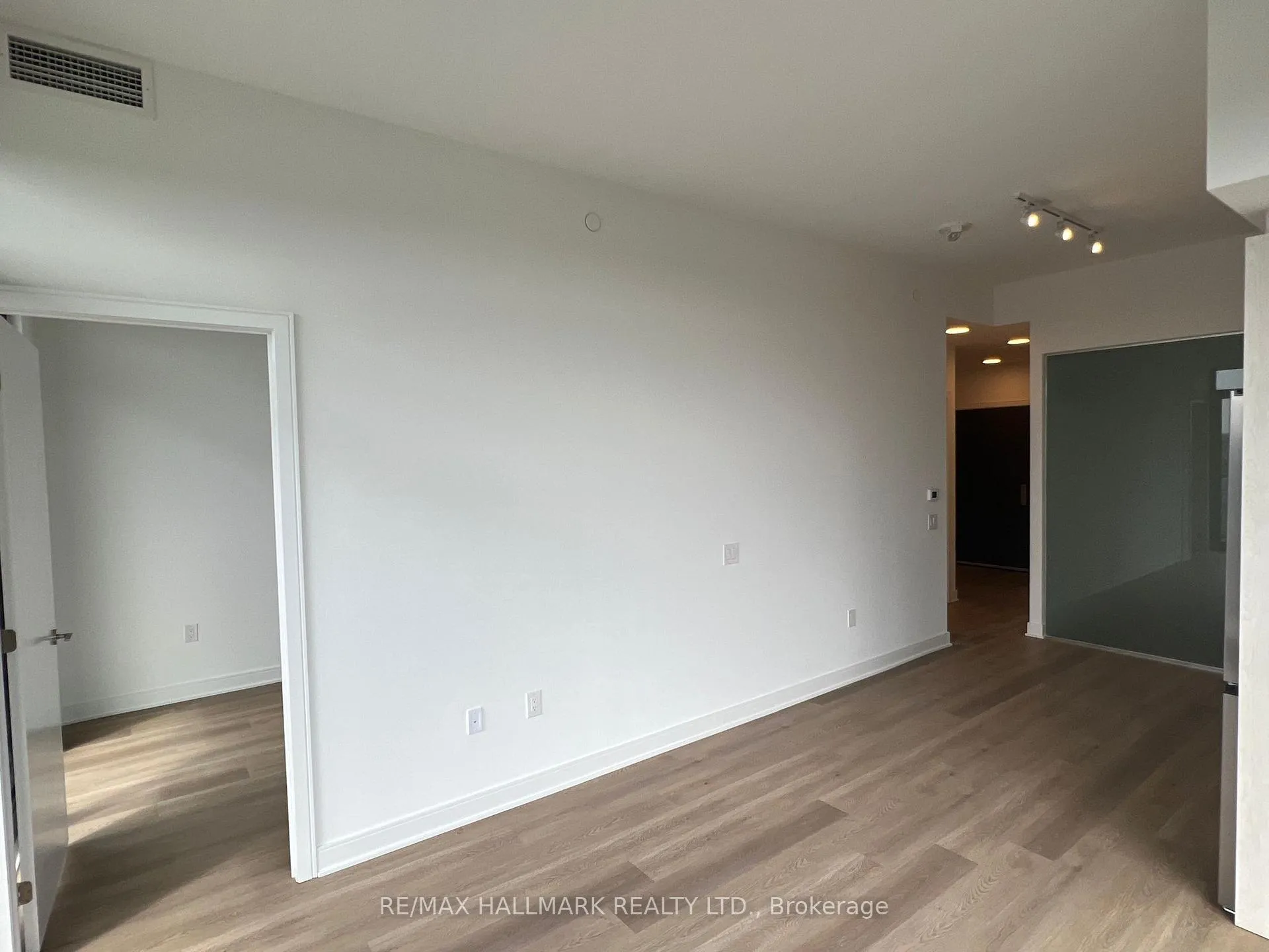 Photo 12 of Unit 1701, 86 Dundas Street E, Mississauga, Cooksville — HOMEH