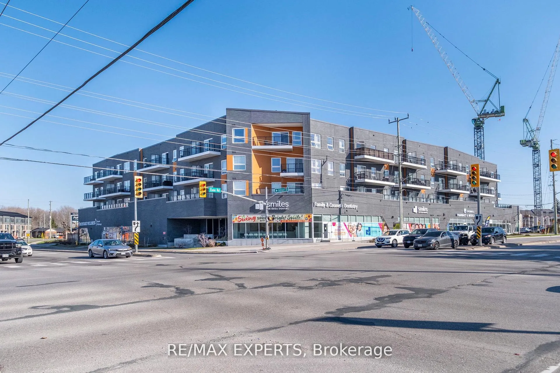 Photo 3 of Unit 325, 430 Essa Road, Barrie, Holly — HOMEH