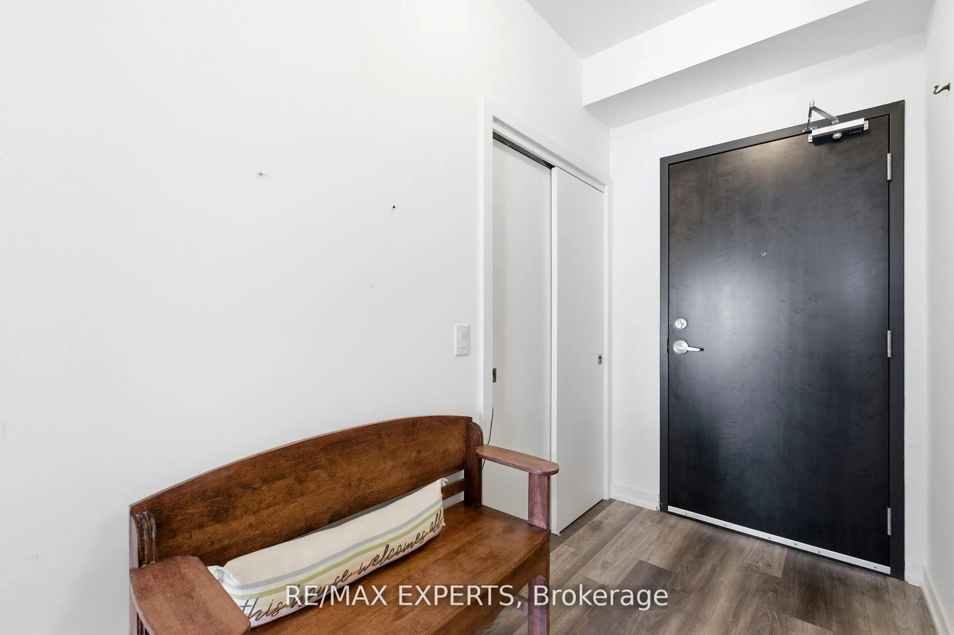Photo 5 of Unit 325, 430 Essa Road, Barrie, Holly — HOMEH