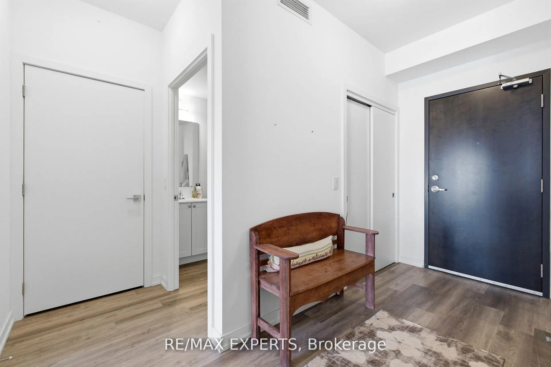 Photo 6 of Unit 325, 430 Essa Road, Barrie, Holly — HOMEH