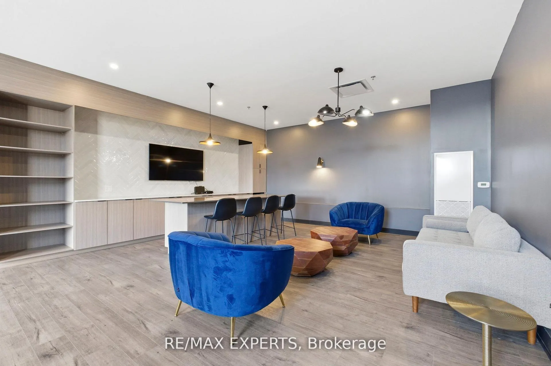 Photo 22 of Unit 325, 430 Essa Road, Barrie, Holly — HOMEH