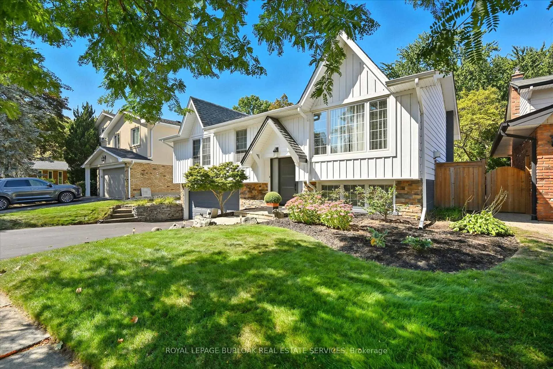 Photo 2 of 3299 Spruce Avenue, Burlington, Roseland — HOMEH
