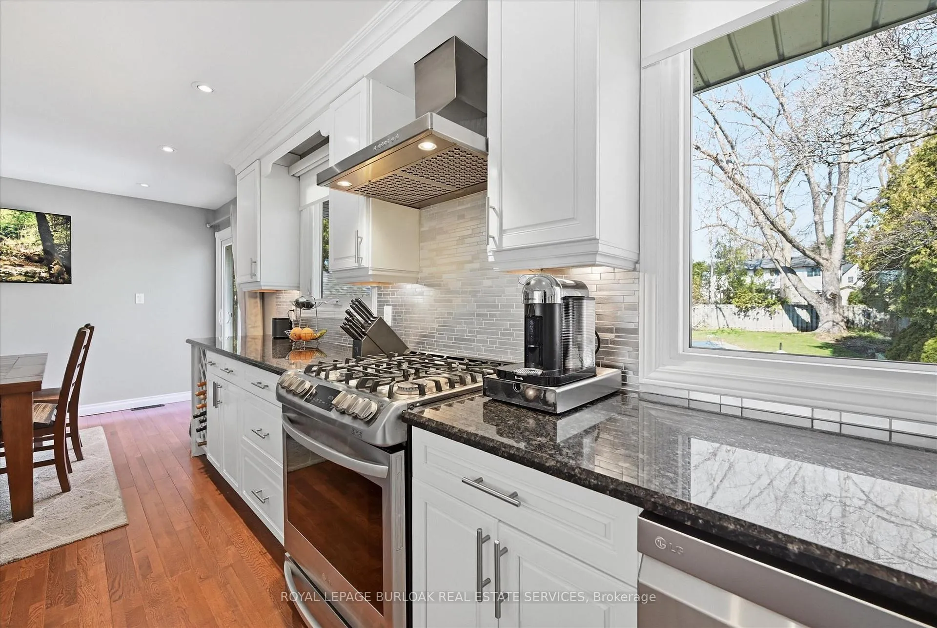 Photo 13 of 3299 Spruce Avenue, Burlington, Roseland — HOMEH