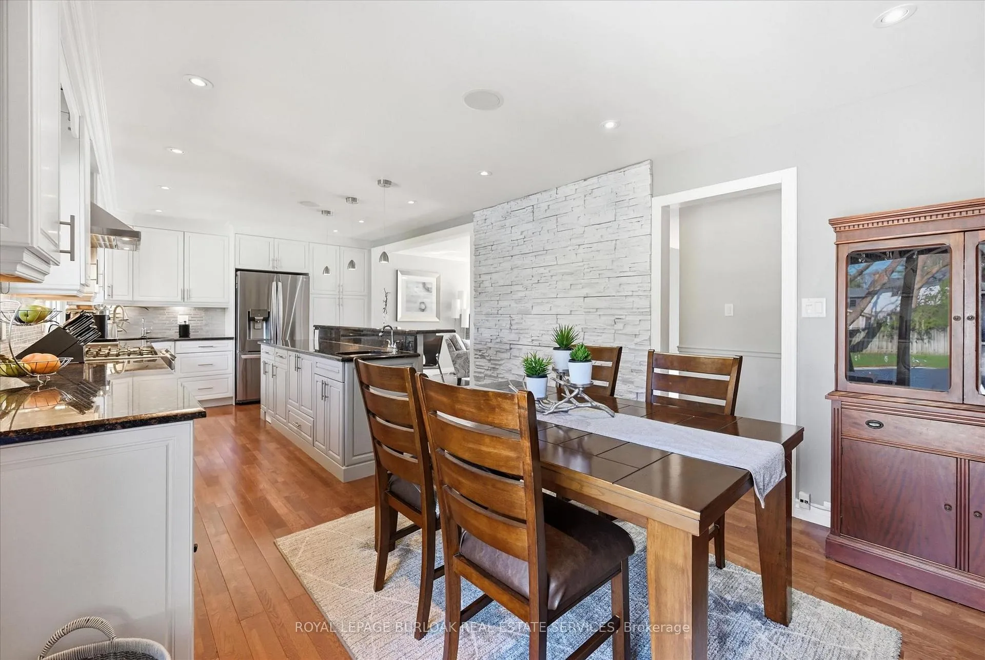Photo 18 of 3299 Spruce Avenue, Burlington, Roseland — HOMEH