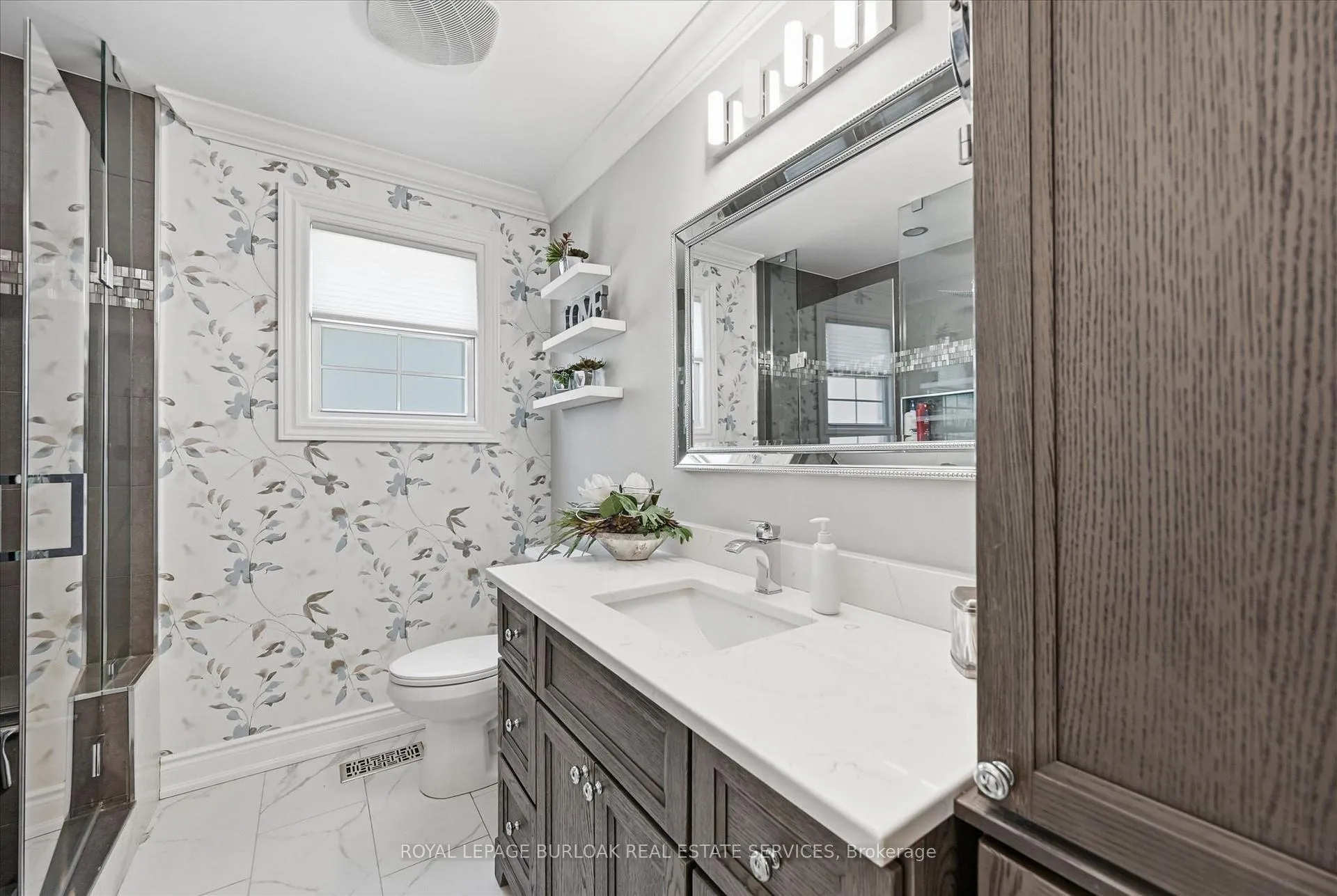 Photo 25 of 3299 Spruce Avenue, Burlington, Roseland — HOMEH