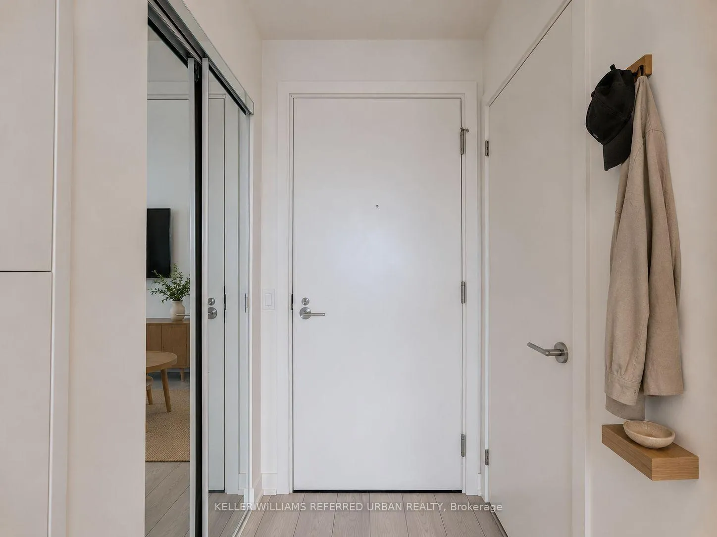 Photo 9 of Unit 710, 110 Broadway Avenue, Toronto, Mount Pleasant West — HOMEH