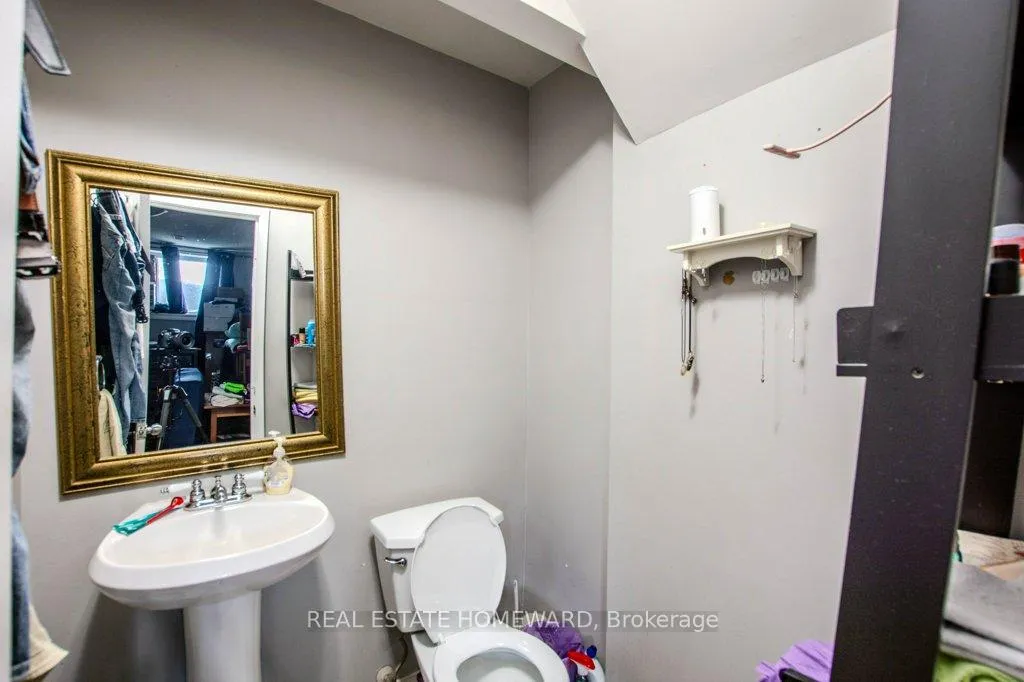 Photo 8 of 54 Springdale Drive, Barrie, Cundles East — HOMEH