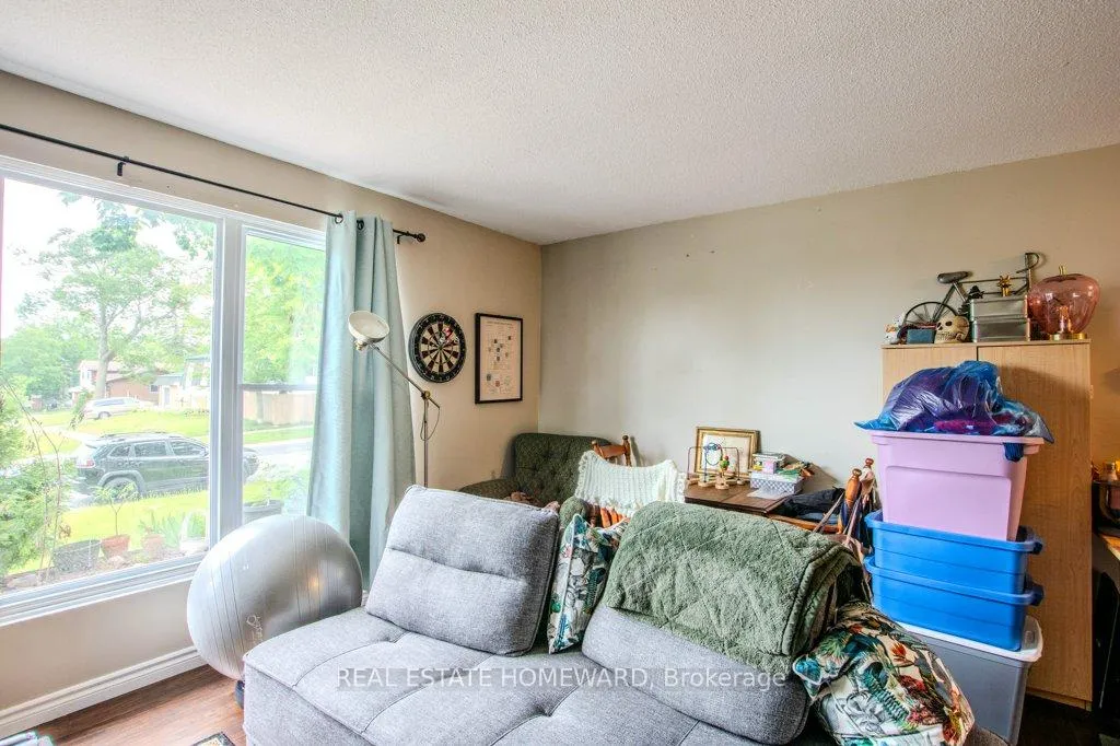 Photo 17 of 54 Springdale Drive, Barrie, Cundles East — HOMEH