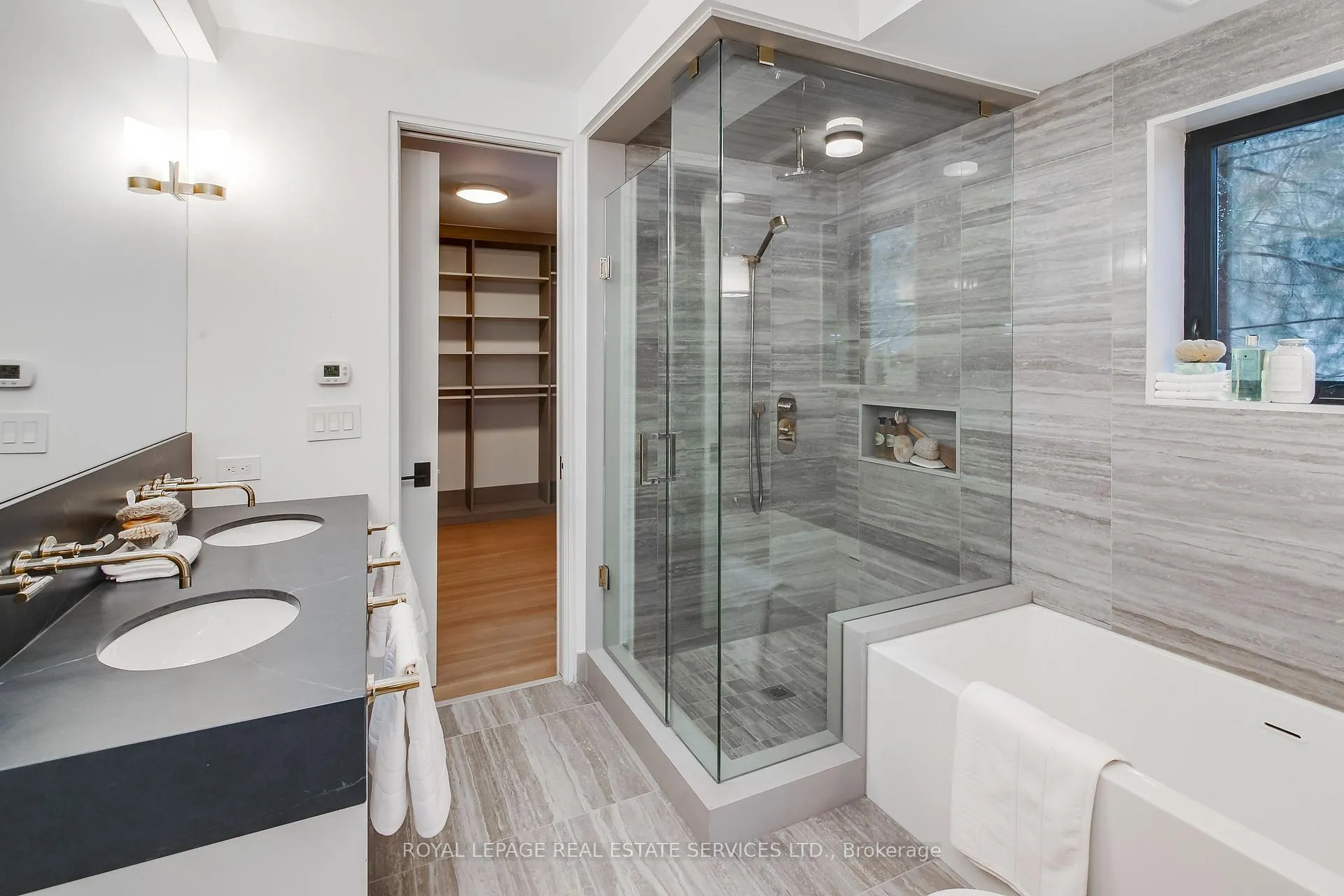 Photo 10 of 126 Hudson Drive, Toronto, Rosedale-Moore Park — HOMEH