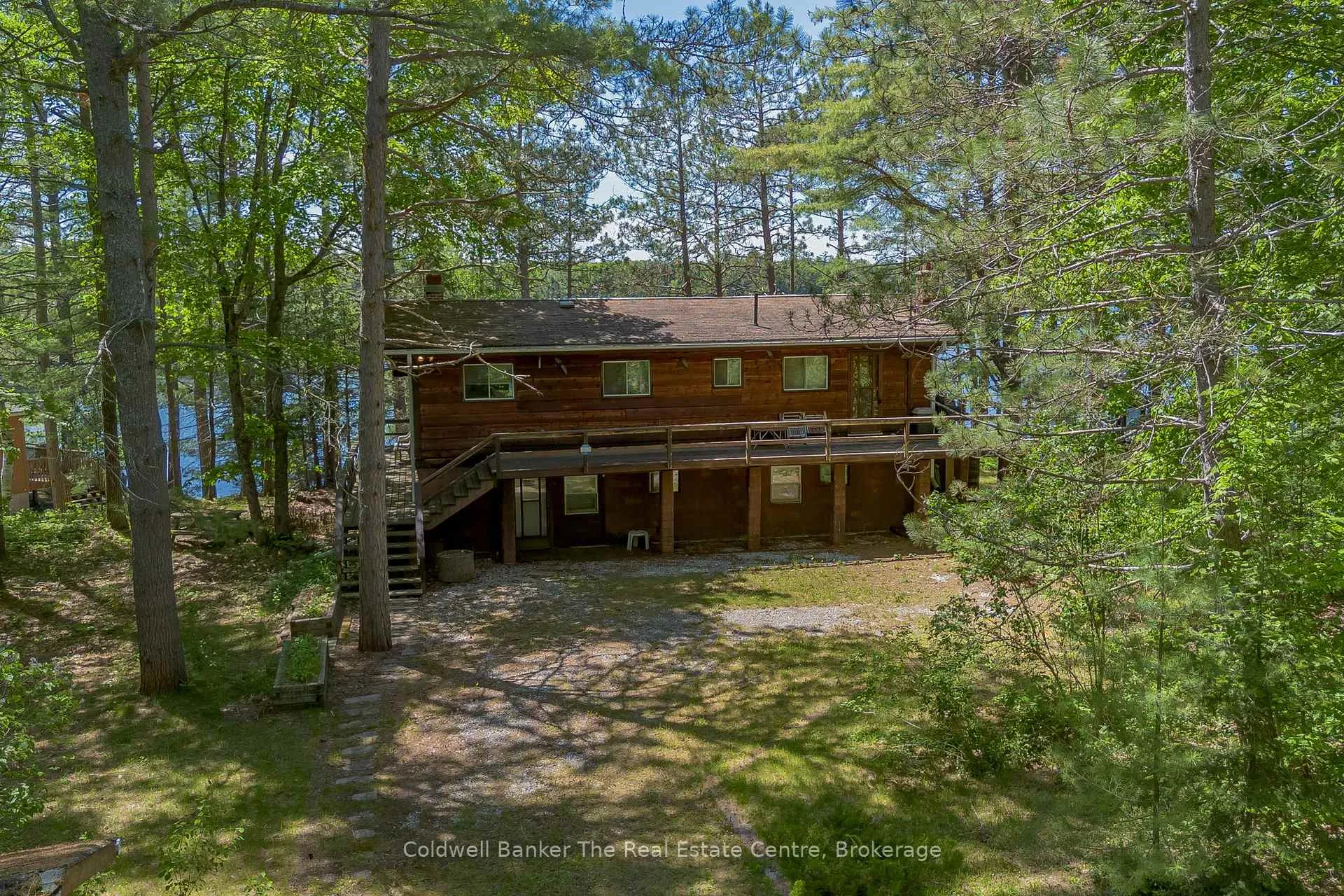 Front of 1077 Misty Lane