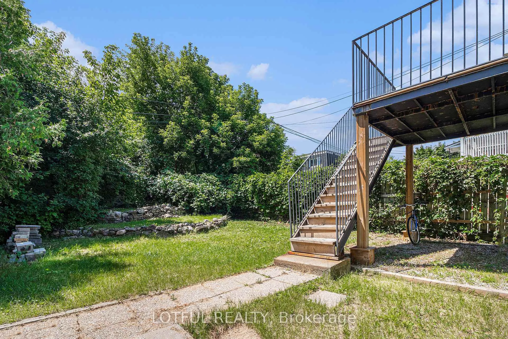 Photo 17 of Unit 2, 278 Shakespeare Street, Ottawa, Vanier — HOMEH
