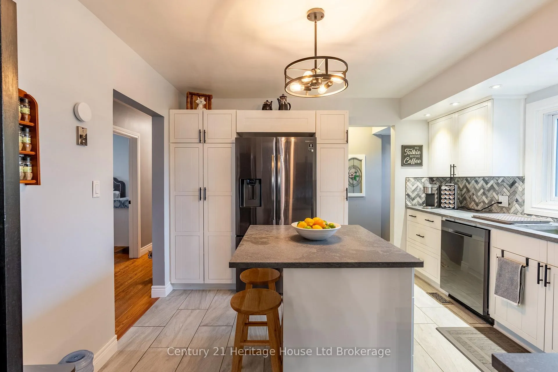 Photo 16 of 93 James Avenue, Tillsonburg — HOMEH