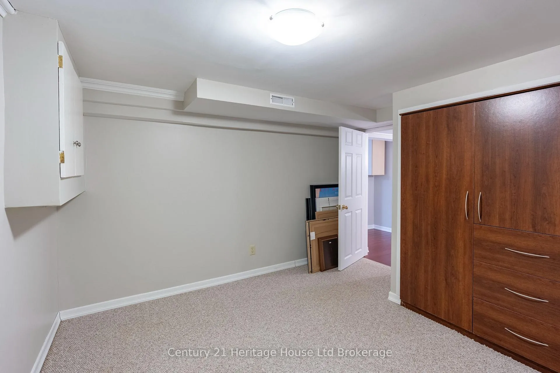 Photo 37 of 93 James Avenue, Tillsonburg — HOMEH