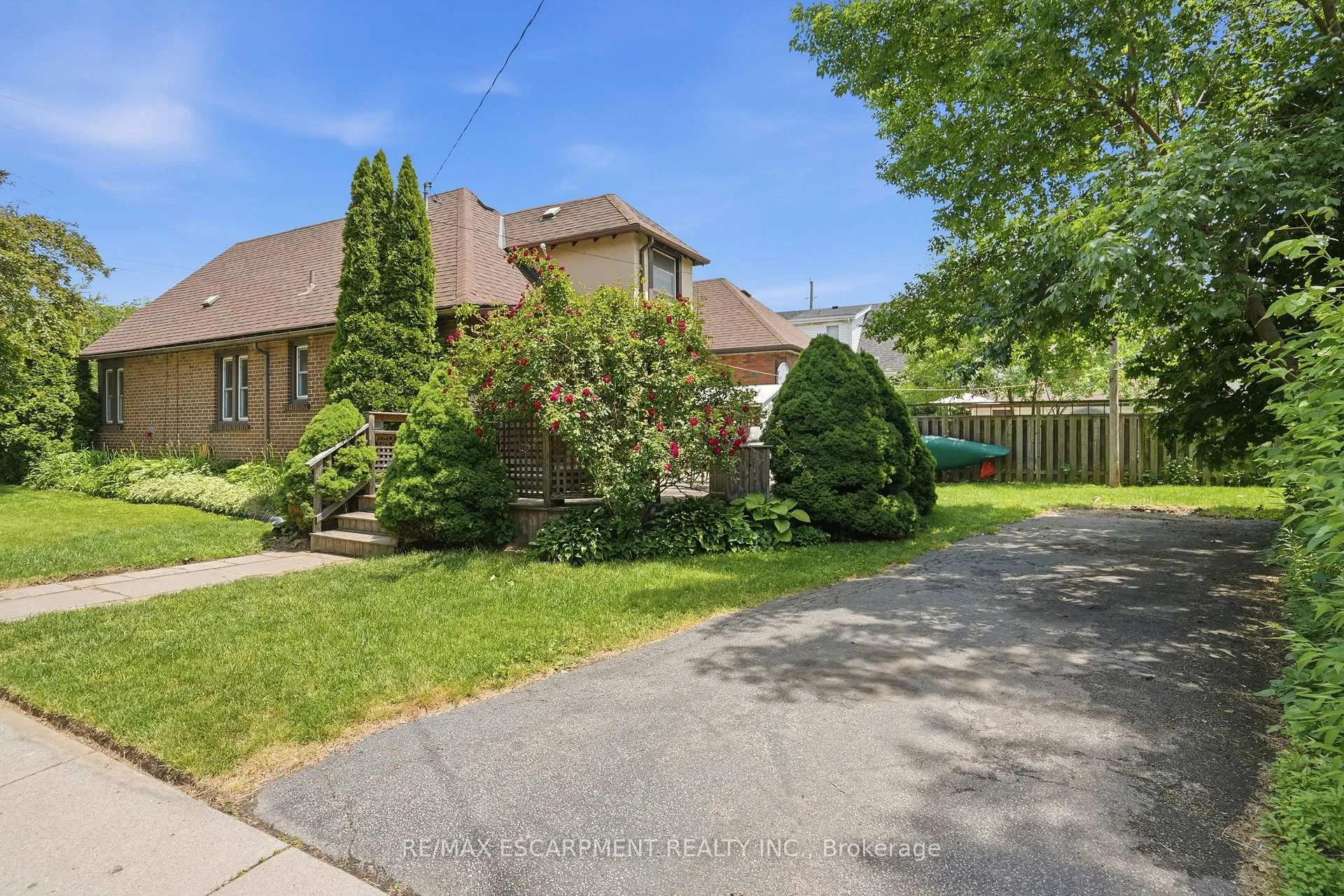 Photo 1 of 1642 King Street E, Hamilton, Delta — HOMEH