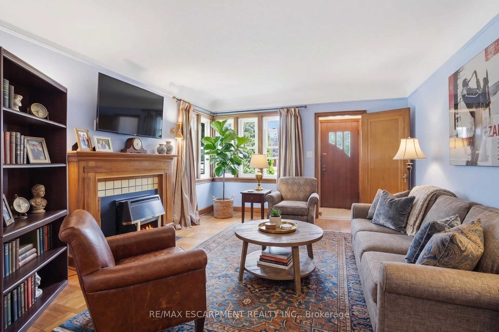 Photo 7 of 1642 King Street E, Hamilton, Delta — HOMEH