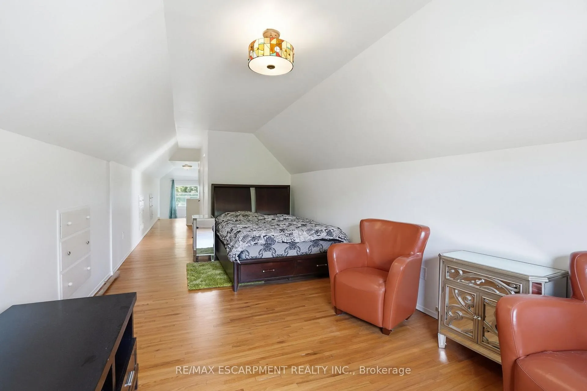 Photo 23 of 1642 King Street E, Hamilton, Delta — HOMEH