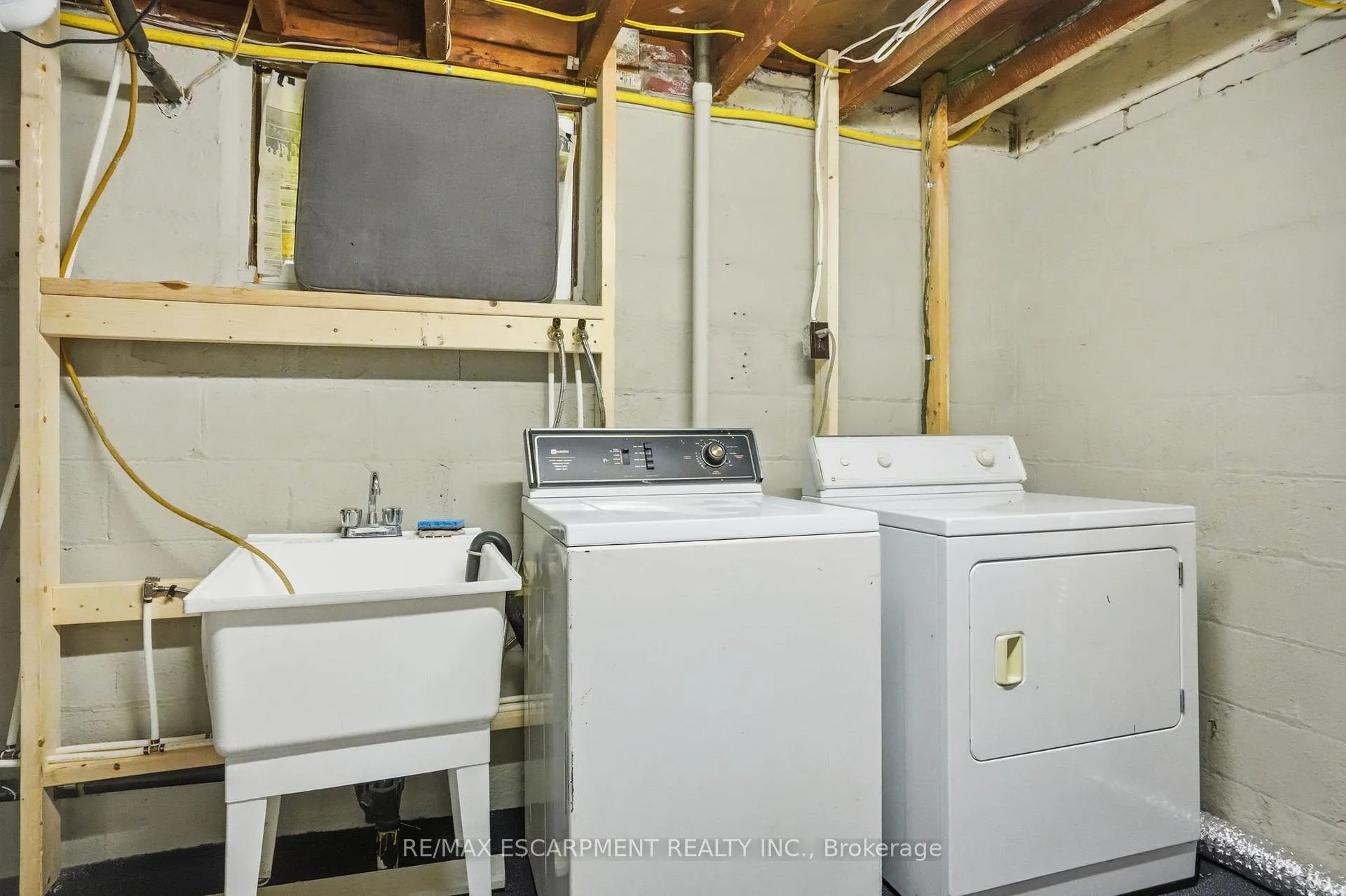 Photo 42 of 1642 King Street E, Hamilton, Delta — HOMEH