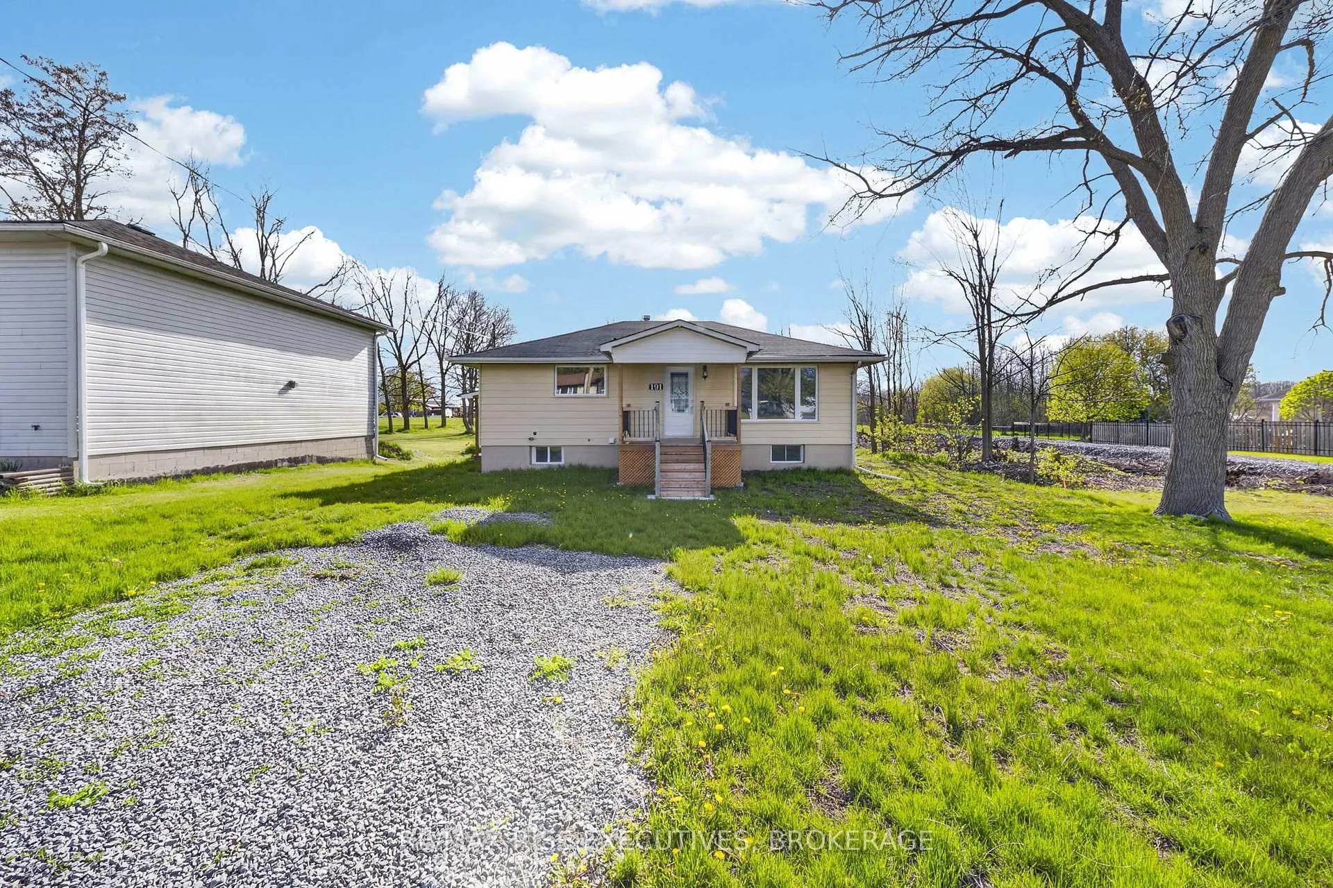 Photo 1 of 191 Brant Street, Deseronto, Deseronto (Town) — HOMEH