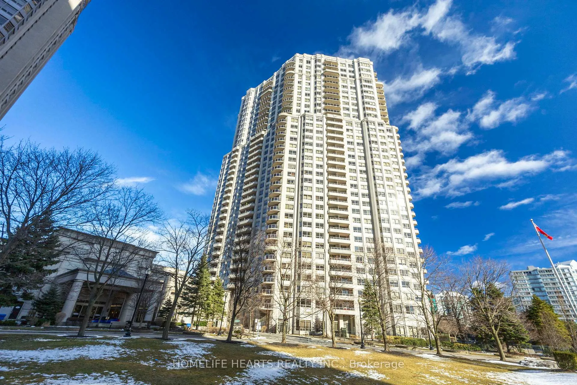 Front of Unit 1221, 25 Kingsbridge Garden Circle