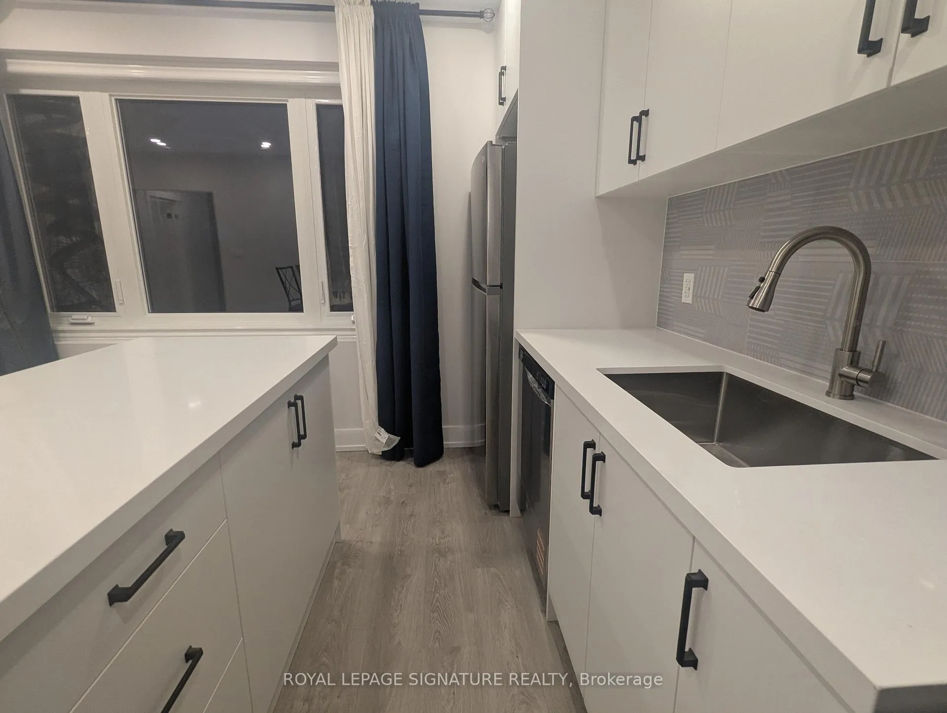 Photo 3 of Unit 2, 28 Leduc Drive, Etobicoke, Rexdale-Kipling — HOMEH