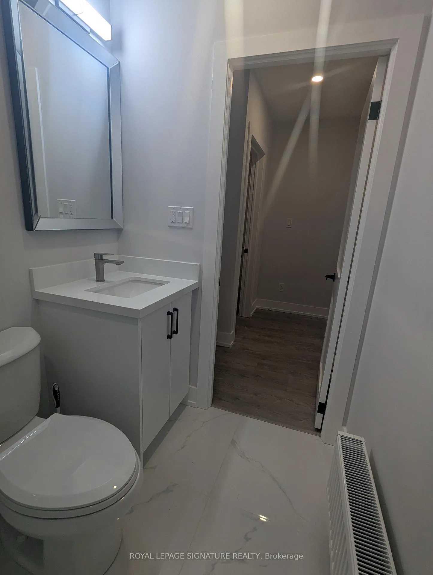 Photo 6 of Unit 2, 28 Leduc Drive, Etobicoke, Rexdale-Kipling — HOMEH