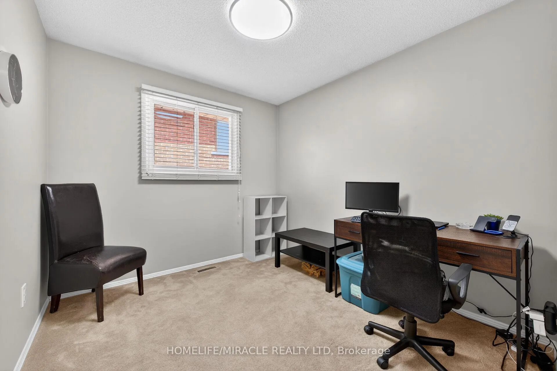 Photo 24 of 34 Capri Crescent, Hamilton, Riverdale — HOMEH