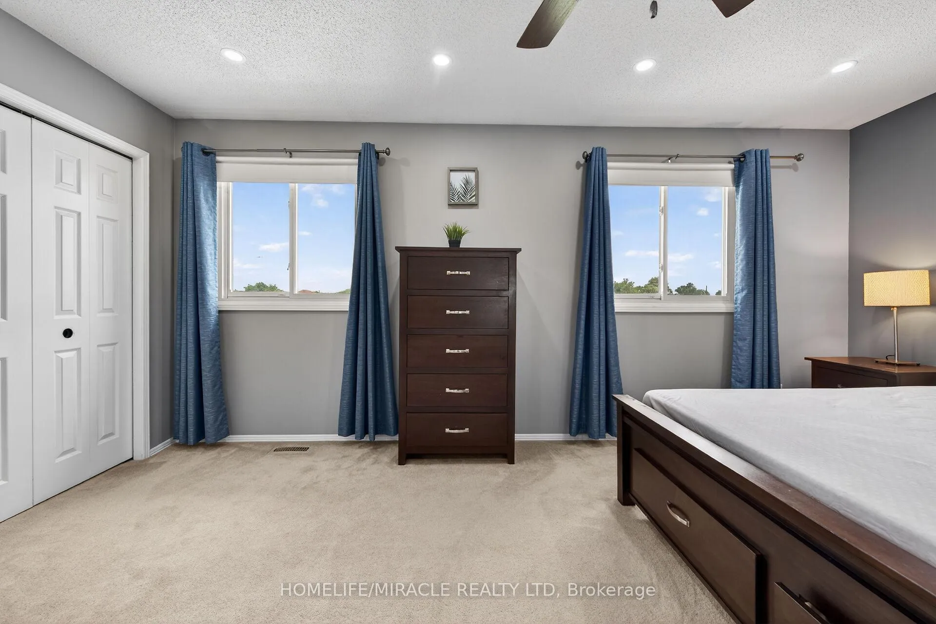 Photo 31 of 34 Capri Crescent, Hamilton, Riverdale — HOMEH