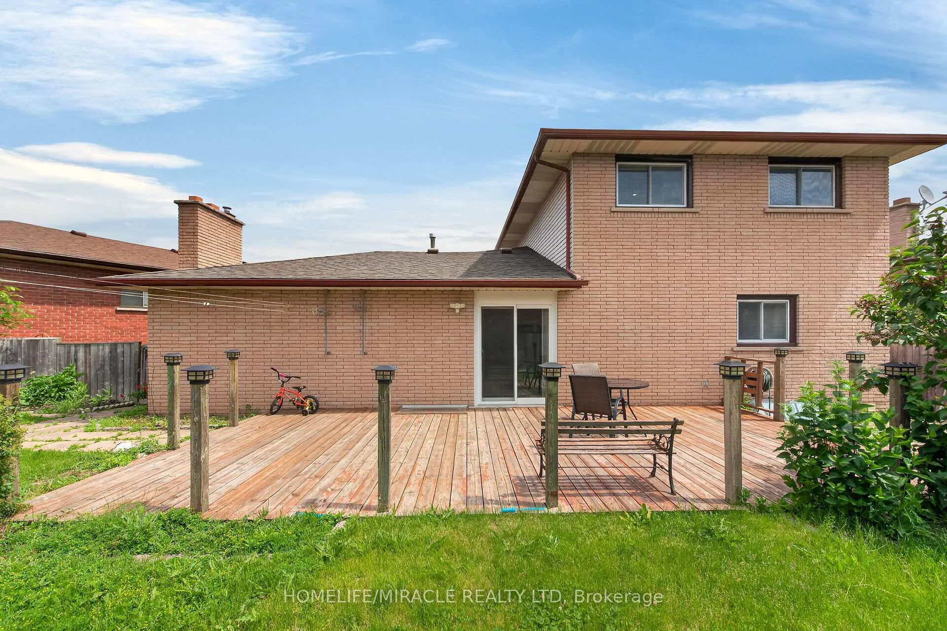 Photo 49 of 34 Capri Crescent, Hamilton, Riverdale — HOMEH