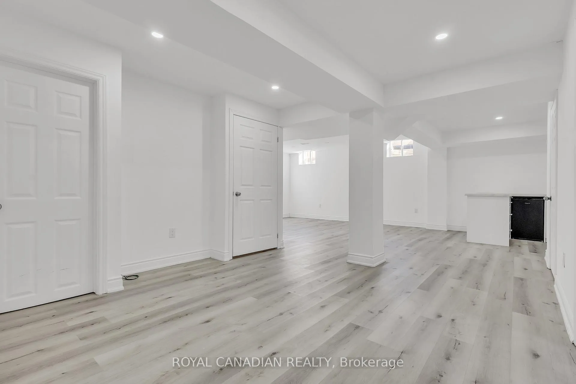 Photo 32 of 28 Cheevers Road, Brantford, Shellard Lane — HOMEH