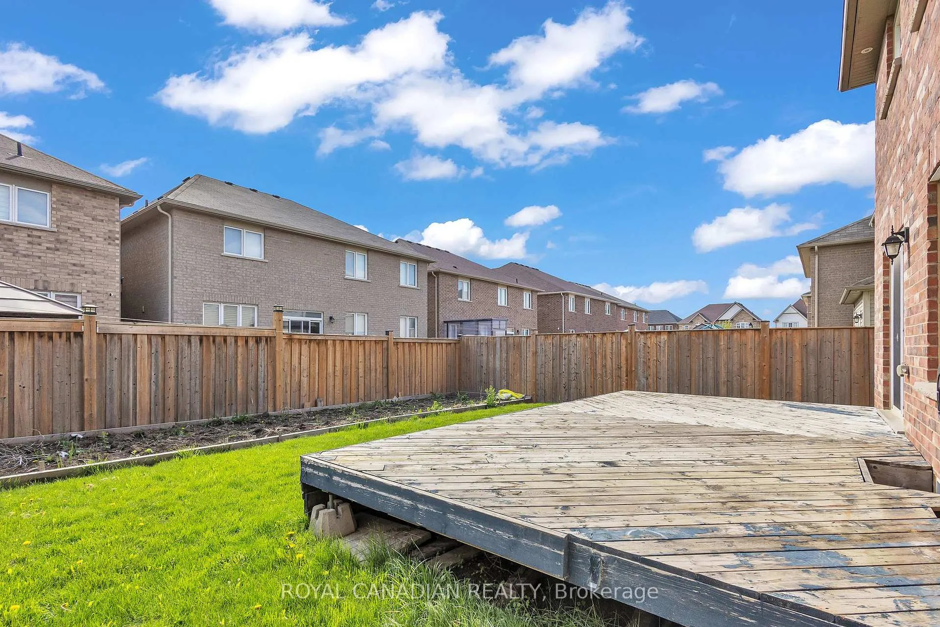 Photo 38 of 28 Cheevers Road, Brantford, Shellard Lane — HOMEH
