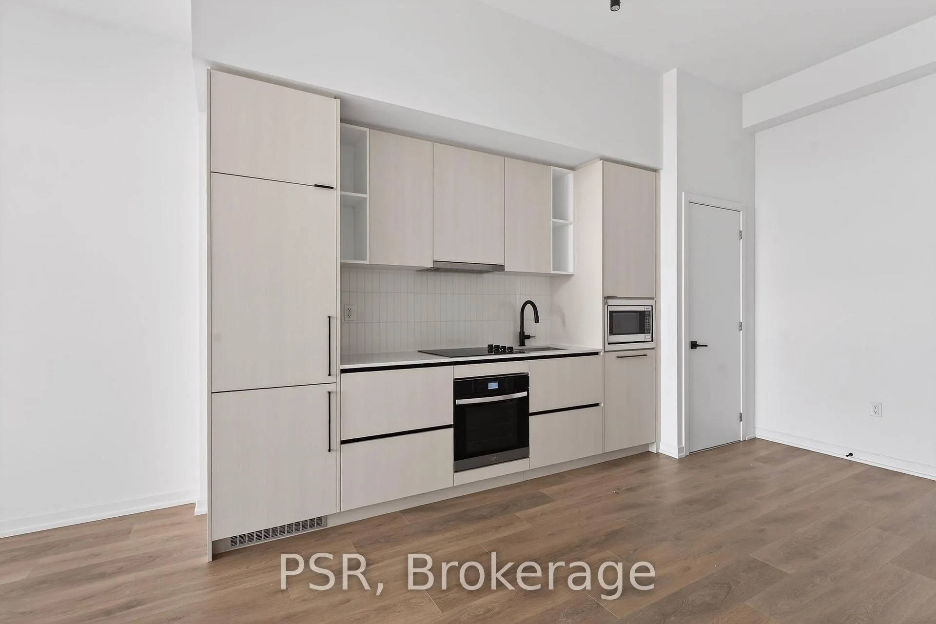 Photo 3 of Unit 1801, 10 Graphophone Grove, Toronto, Dovercourt-Wallace Emerson-Junction — HOMEH