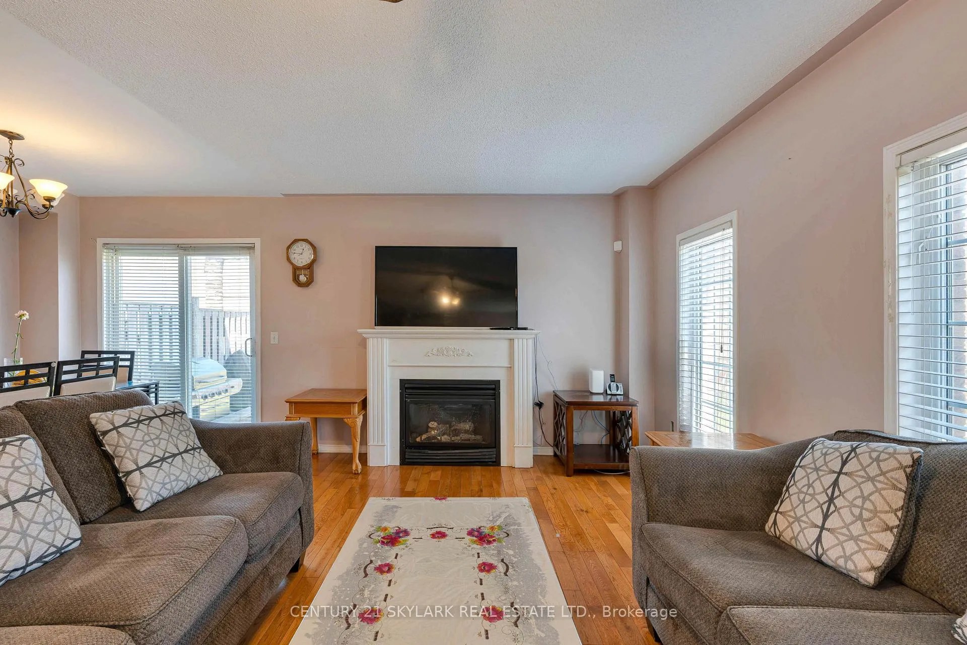 Photo 16 of 95 Via Romano Way, Brampton, Bram East — HOMEH