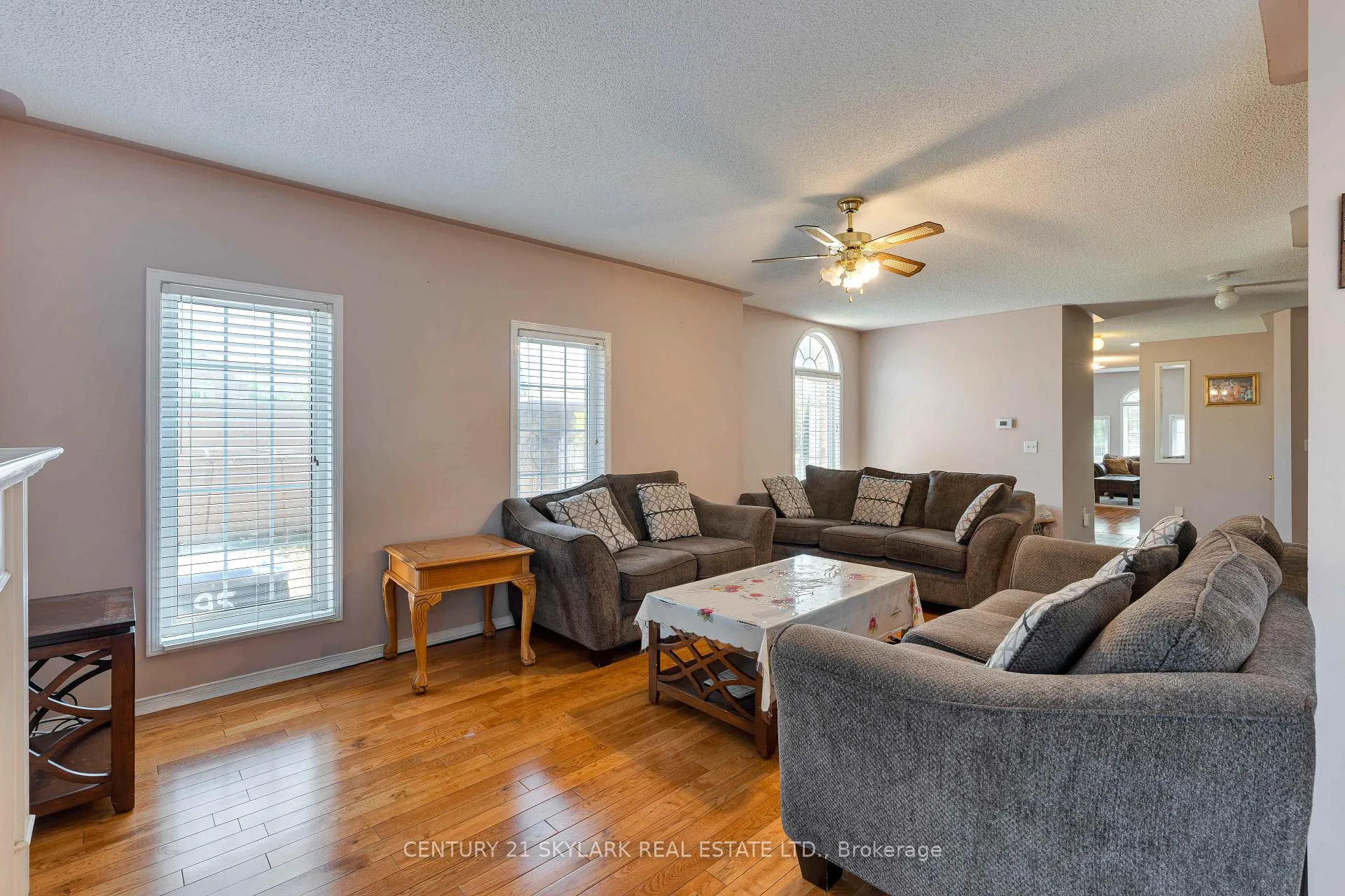 Photo 17 of 95 Via Romano Way, Brampton, Bram East — HOMEH