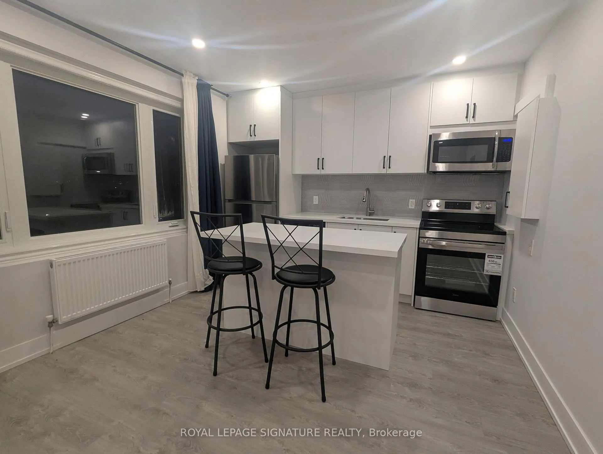 Photo 2 of Unit 3, 28 Leduc Drive, Etobicoke, Rexdale-Kipling — HOMEH