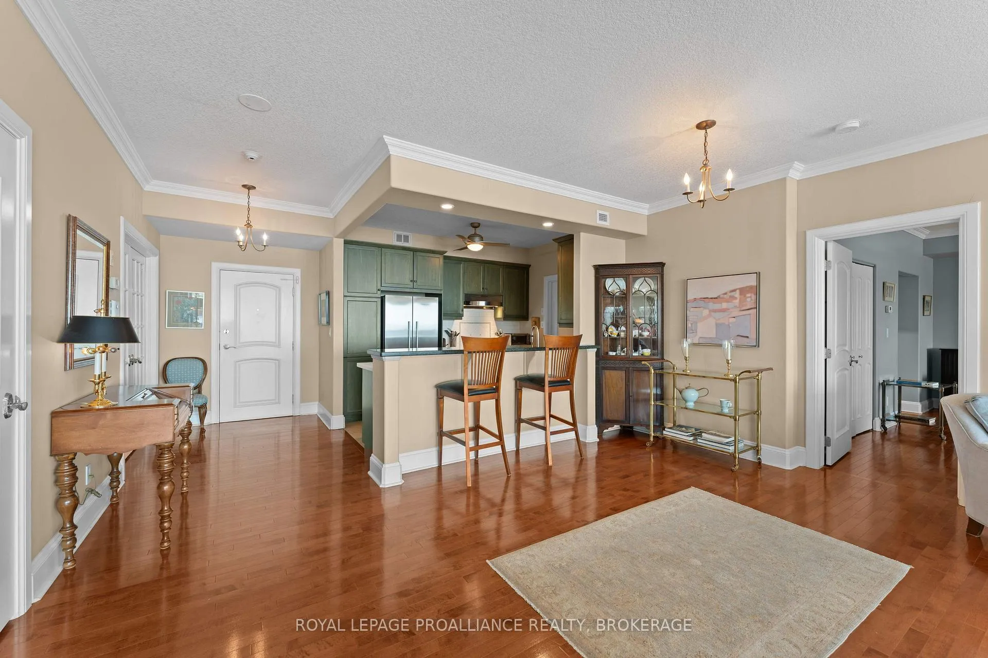Photo 10 of Unit 801, 5 Gore Street, Kingston, Central City East — HOMEH