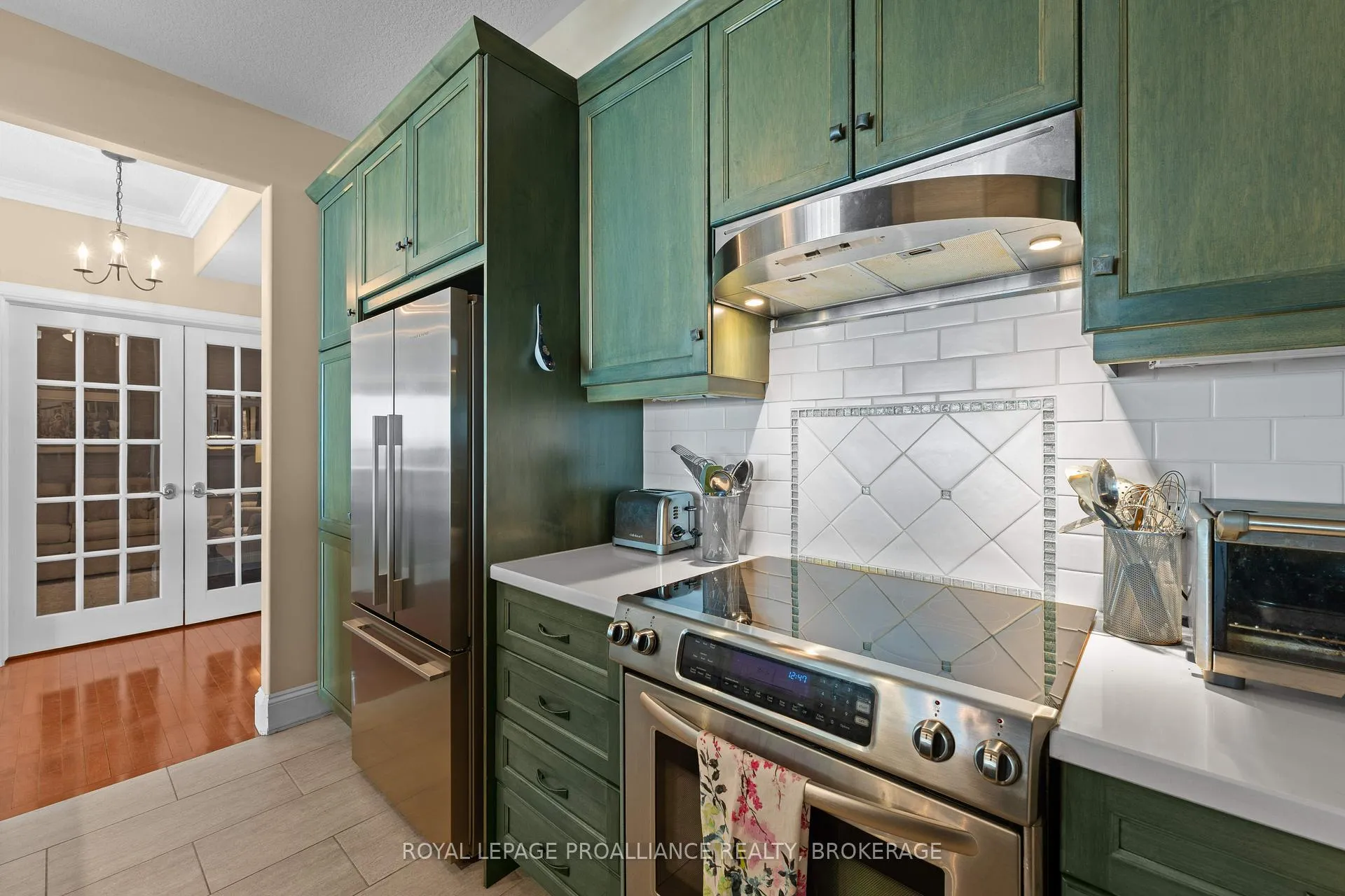 Photo 13 of Unit 801, 5 Gore Street, Kingston, Central City East — HOMEH