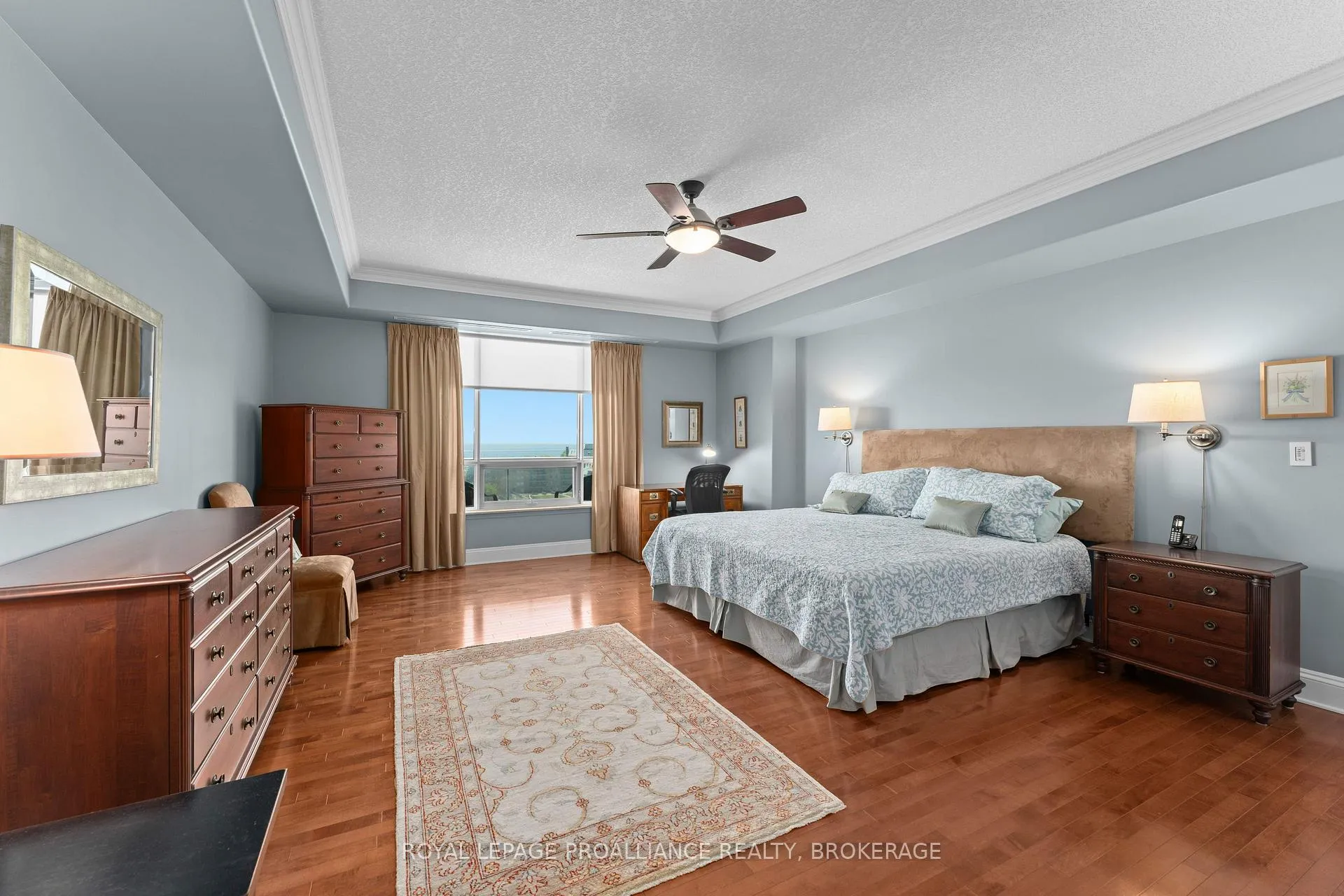 Photo 21 of Unit 801, 5 Gore Street, Kingston, Central City East — HOMEH