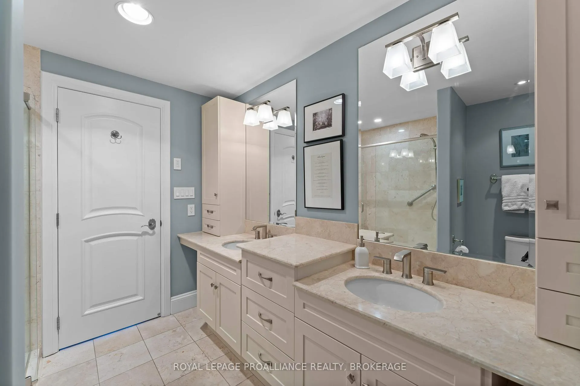 Photo 23 of Unit 801, 5 Gore Street, Kingston, Central City East — HOMEH