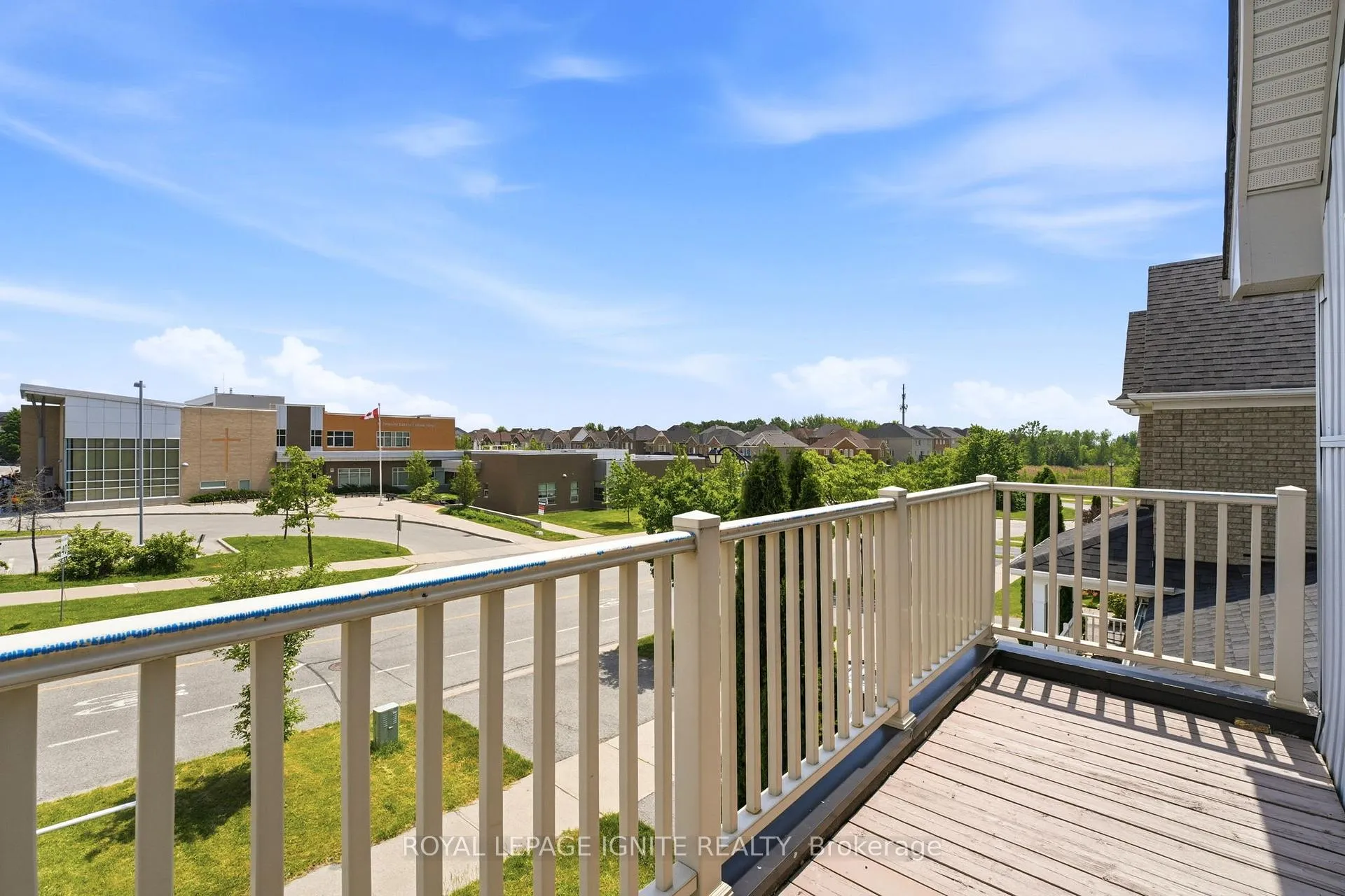 Photo 32 of 58 Williamson Drive E, Ajax, Northeast Ajax — HOMEH