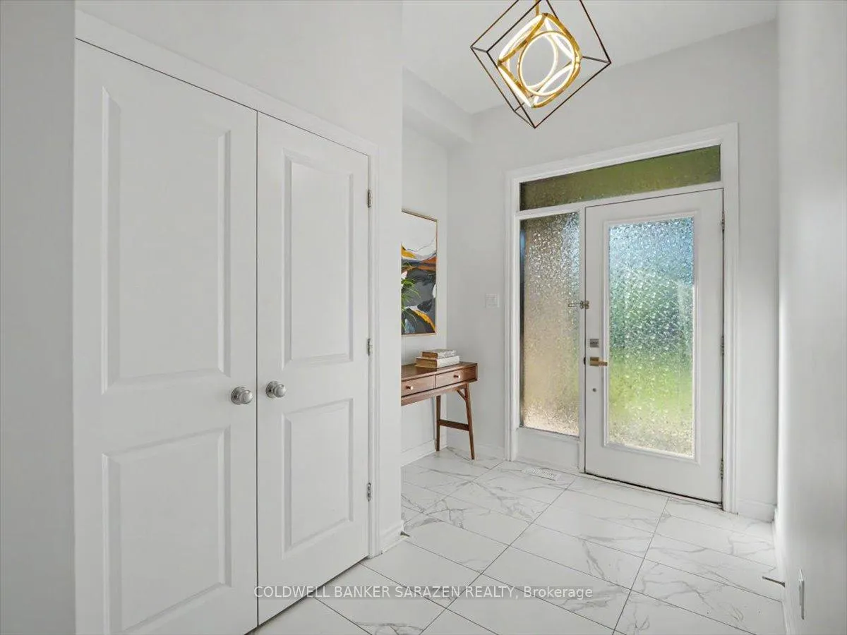 Photo 3 of 322 Big Dipper Street, Ottawa, Riverside South/Gloucester Glen — HOMEH