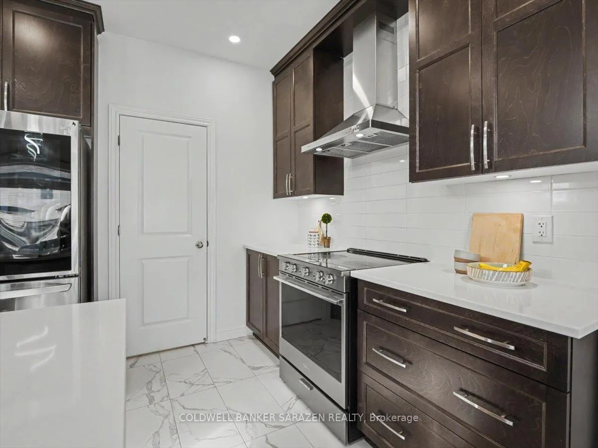 Photo 8 of 322 Big Dipper Street, Ottawa, Riverside South/Gloucester Glen — HOMEH