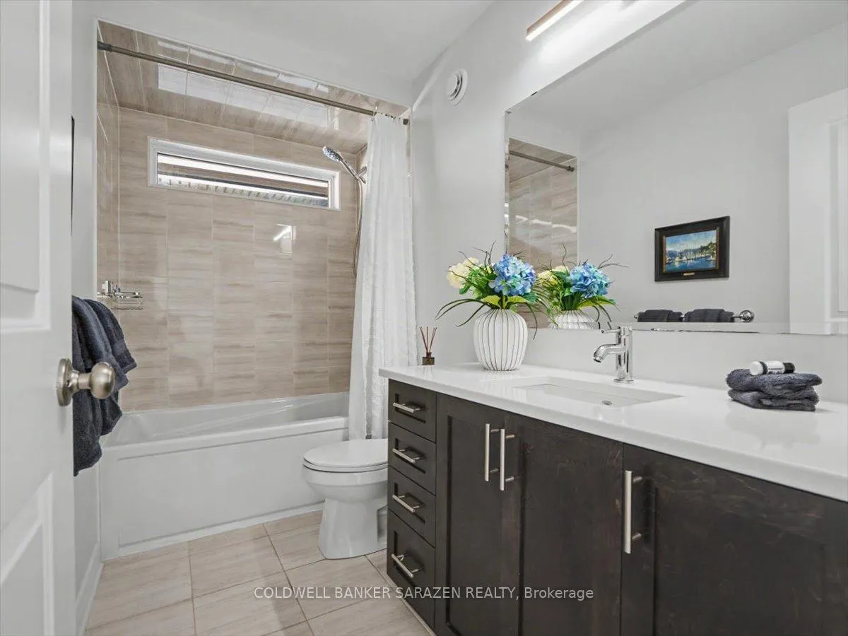 Photo 16 of 322 Big Dipper Street, Ottawa, Riverside South/Gloucester Glen — HOMEH