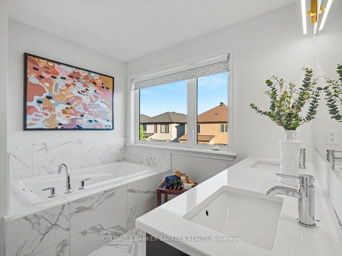 Photo 24 of 322 Big Dipper Street, Ottawa, Riverside South/Gloucester Glen — HOMEH