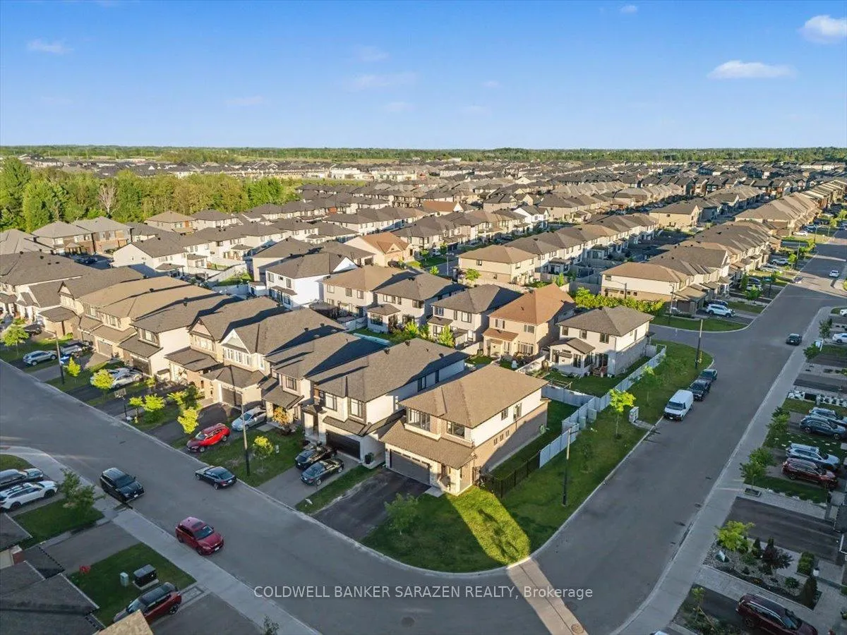 Photo 27 of 322 Big Dipper Street, Ottawa, Riverside South/Gloucester Glen — HOMEH