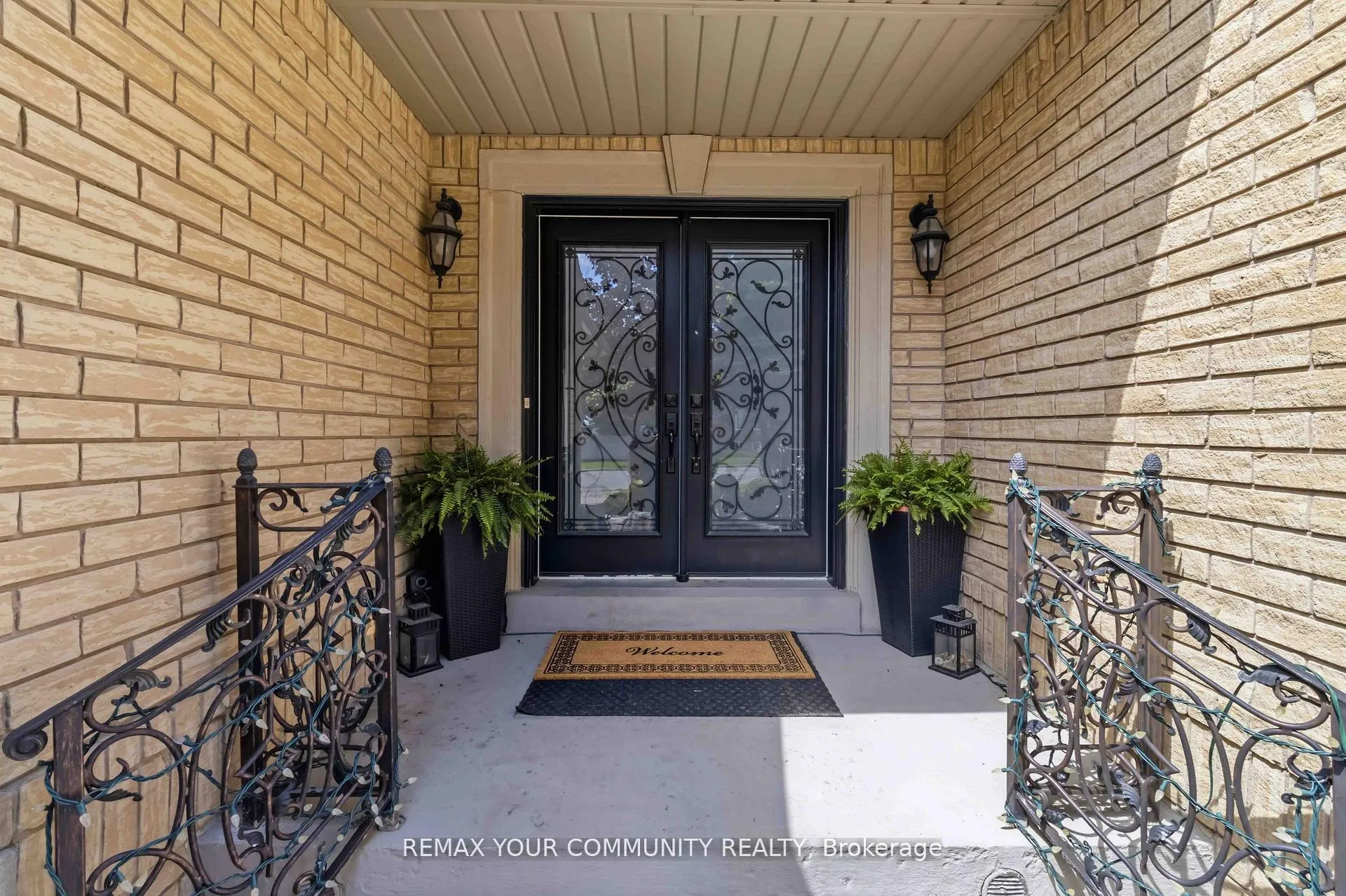 Photo 3 of 512 Vaughan Mills Road, Vaughan, Islington Woods — HOMEH